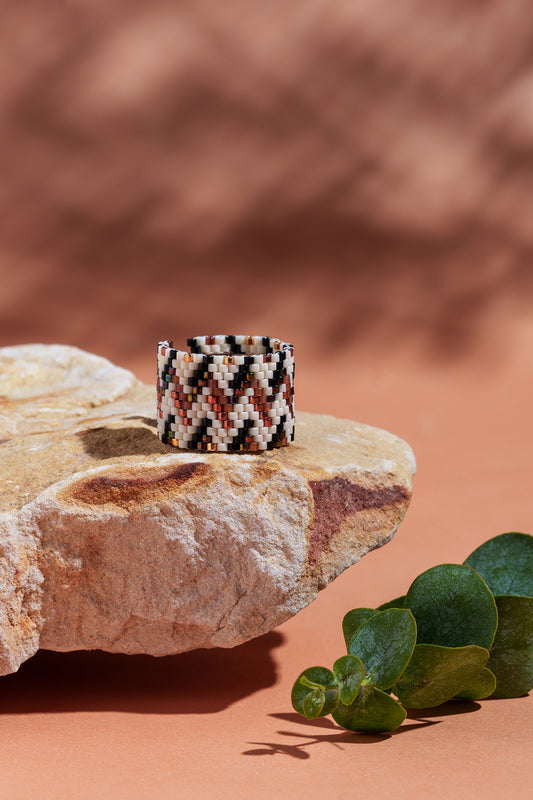 Anillo Tribal en Tonos Tierra