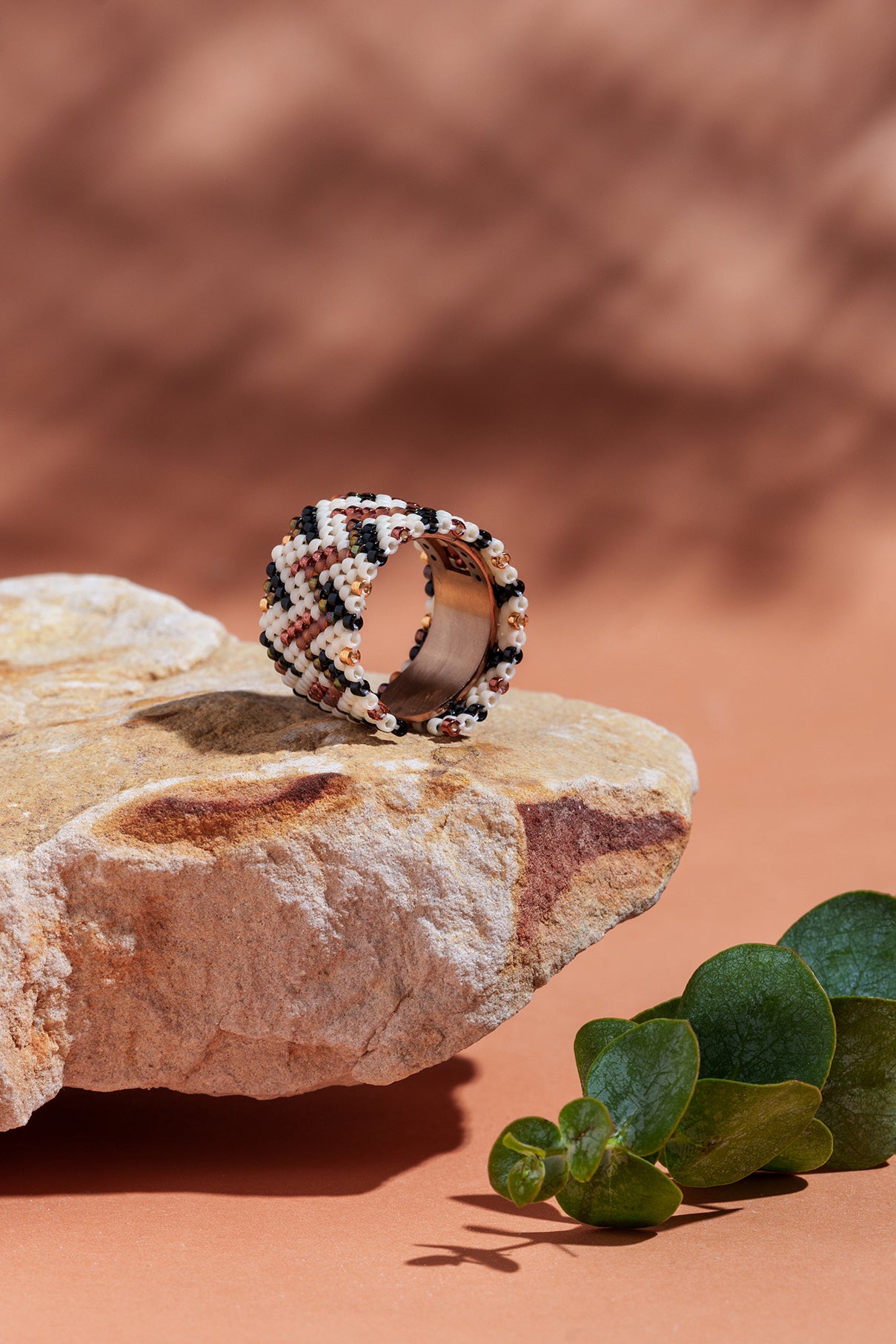 Anillo Tribal en Tonos Tierra