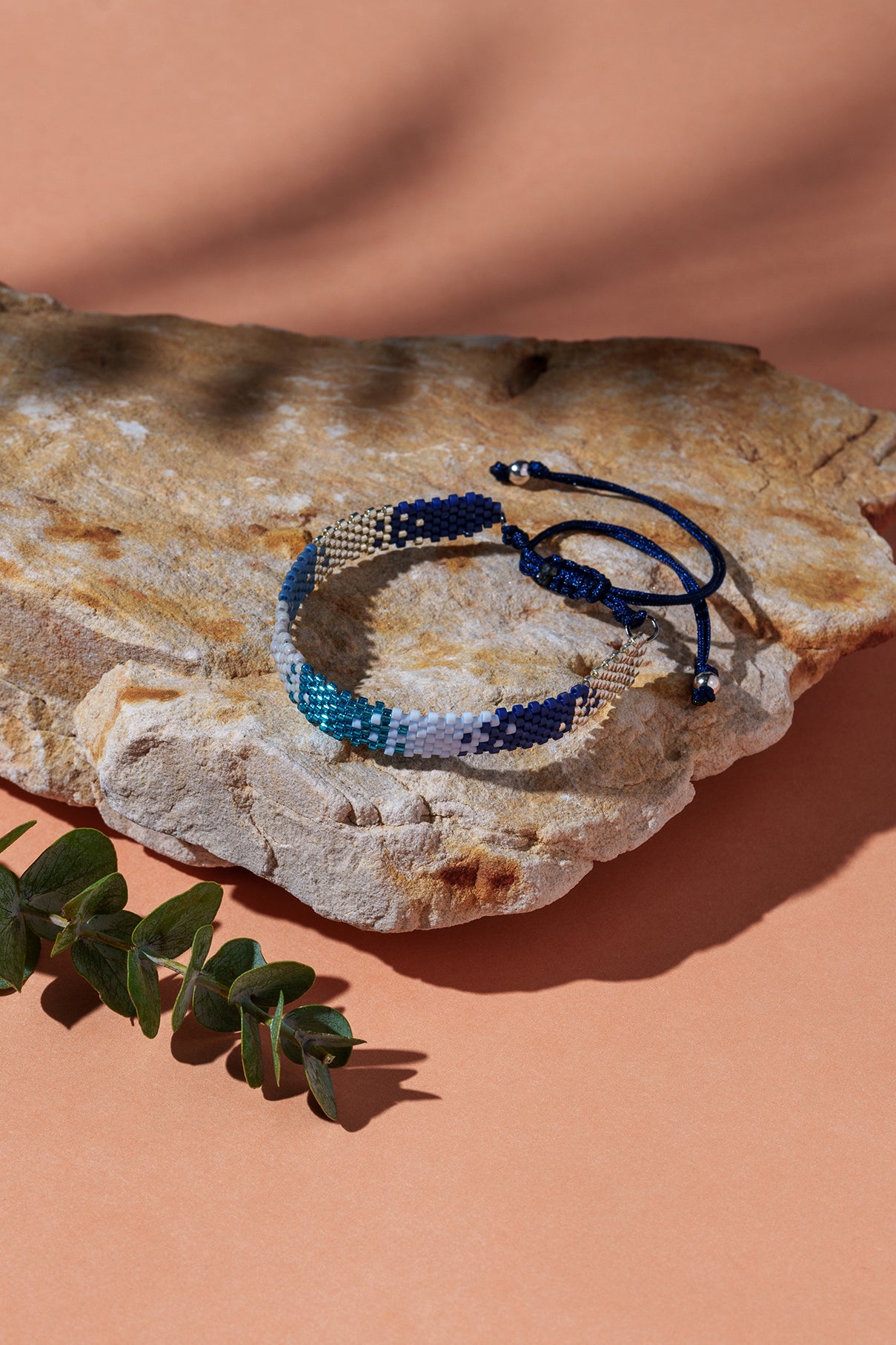 SANTA MARTA Pulsera Tejida en Azul